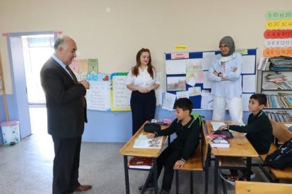 emirdag-ilce-milli-egitim-muduru-koy-okullarini-ziyaret-etti