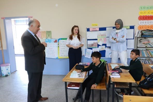 emirdag-ilce-milli-egitim-muduru-koy-okullarini-ziyaret-etti