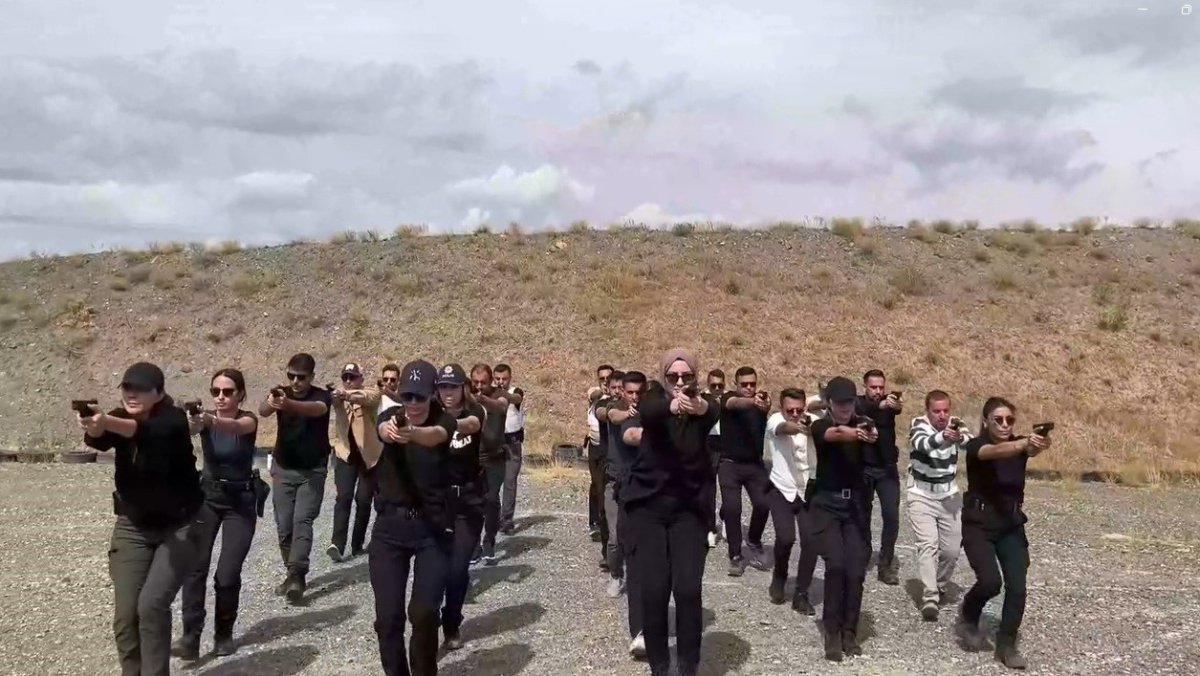 erzincan-emniyetinden-personeline-hizli-ve-etkin-mudahale-egitimi-gerceklestirildi