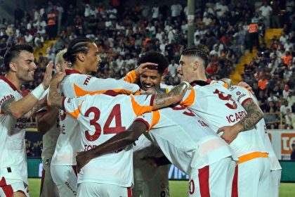 galatasaraydan-ligde-ust-uste-15-galibiyet