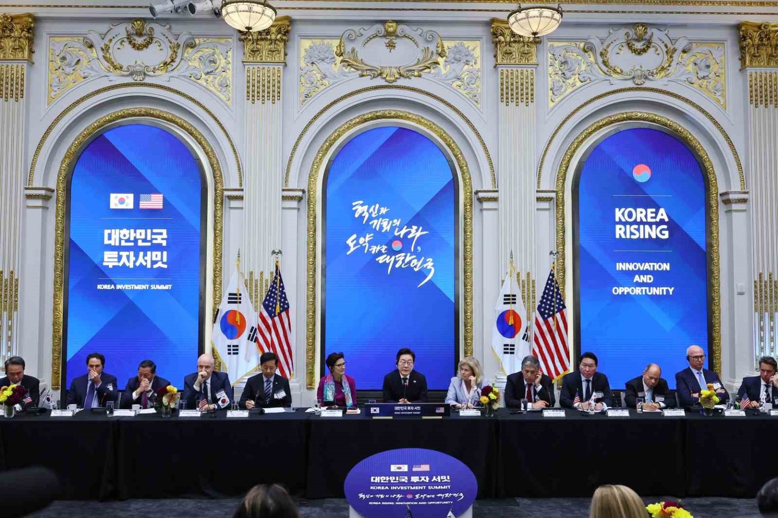 guney-kore-devlet-baskani-lee-kuzey-kore-abdye-ulasabilecek-nukleer-baslikli-fuzelerin-son-gelistirme-asamasinda