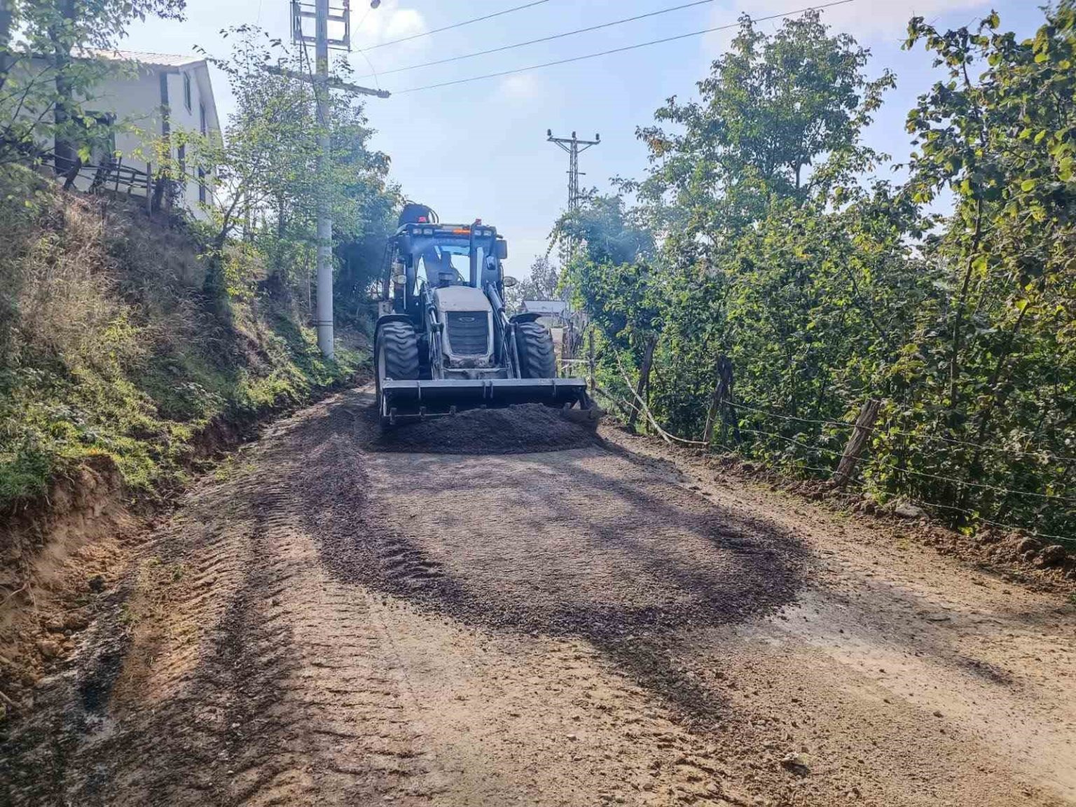 guvenli-yollar-icin-saglam-alt-yapi-kuruluyor