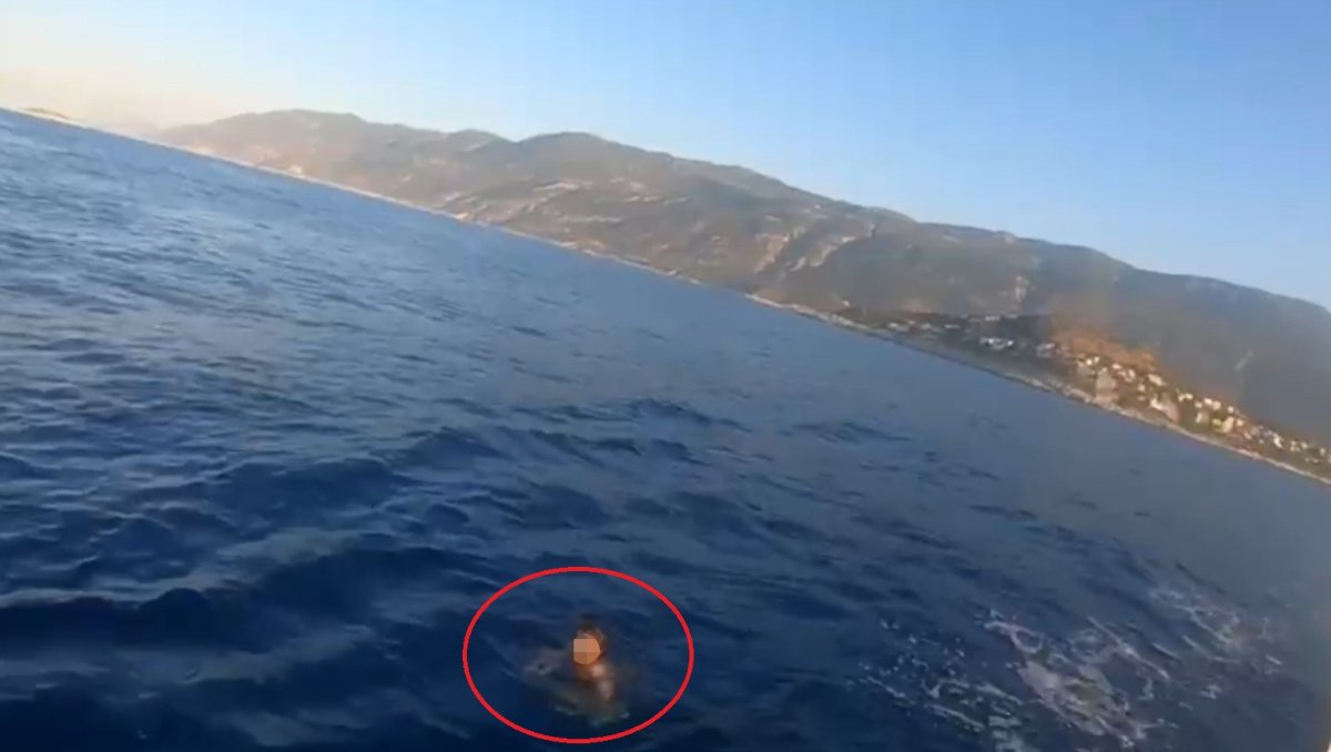 hapis-cezasi-ile-araniyordu-yunan-adasina-yuzerek-kacmaya-calisirken-yakalandi