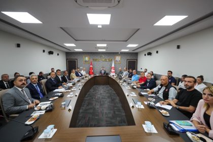 hatayda-ihya-ve-insa-surecinde-yurutulen-calismalar-degerlendirildi