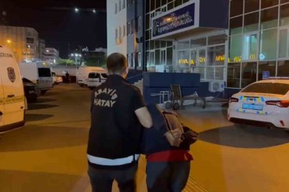 iskenderunda-yakalanan-dolandiricilik-suphelisi-tutuklandi