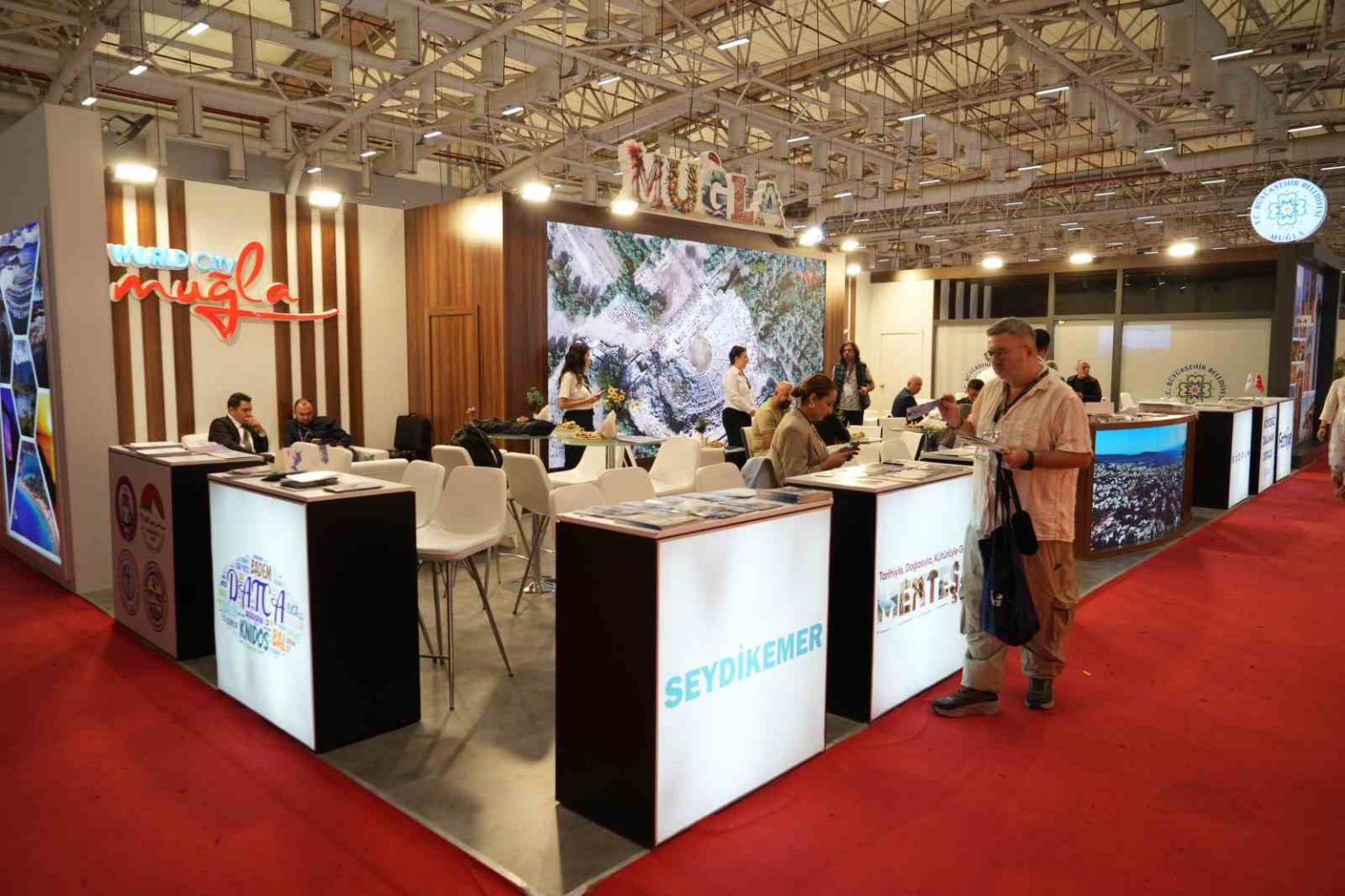 istanbul-turizm-fuarinda-mugla-ruzgari-esti