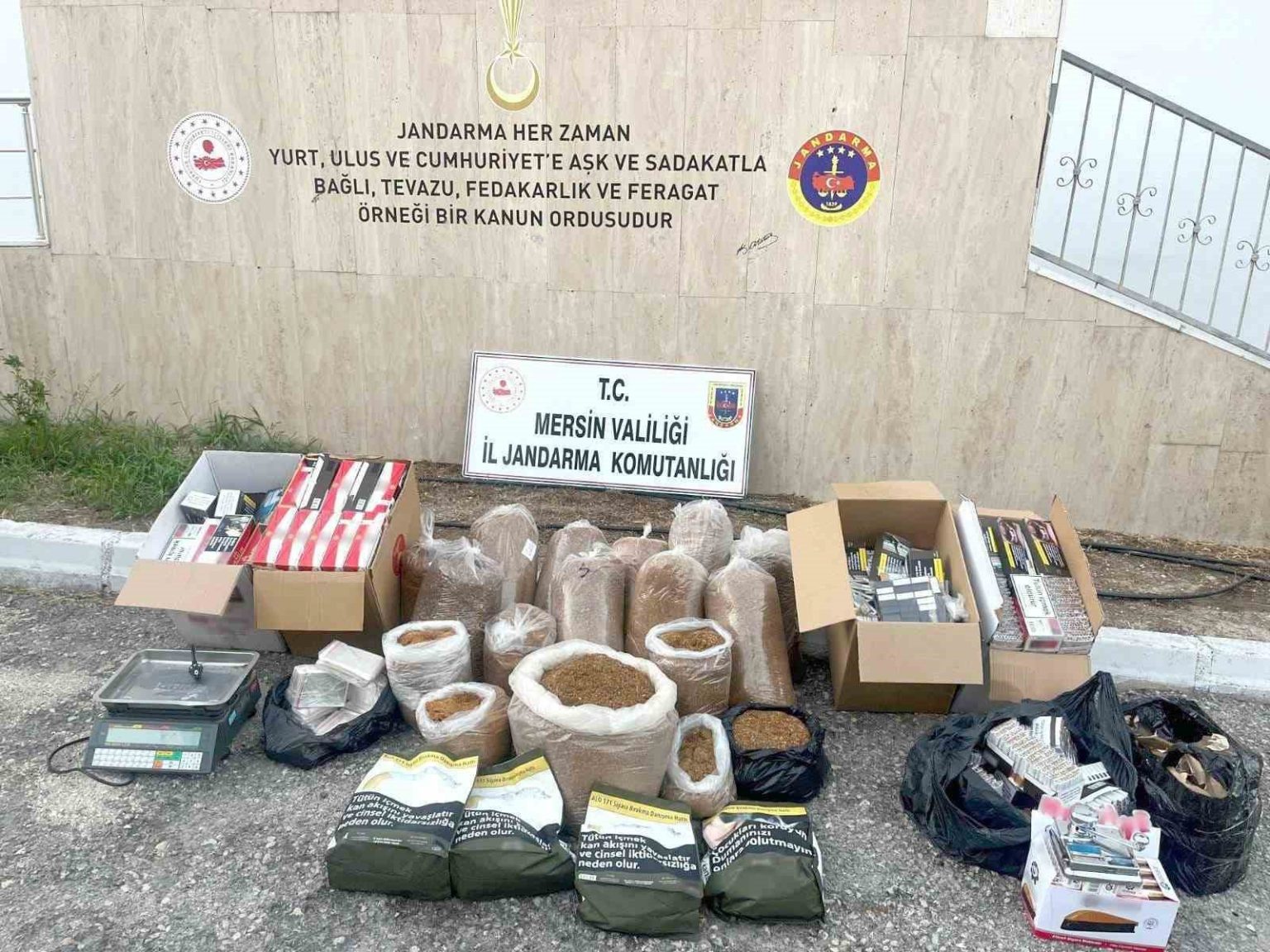 kacak-sigara-ticareti-yapan-supheli-yakalandi