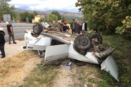 kastamonuda-otomobil-takla-atti-2-yarali