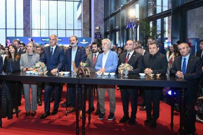 kultur-ve-turizm-bakani-ersoy-2026-yilinda-turkiye-kultur-yolu-festivali-20-sehirden-26-sehre-genisliyor