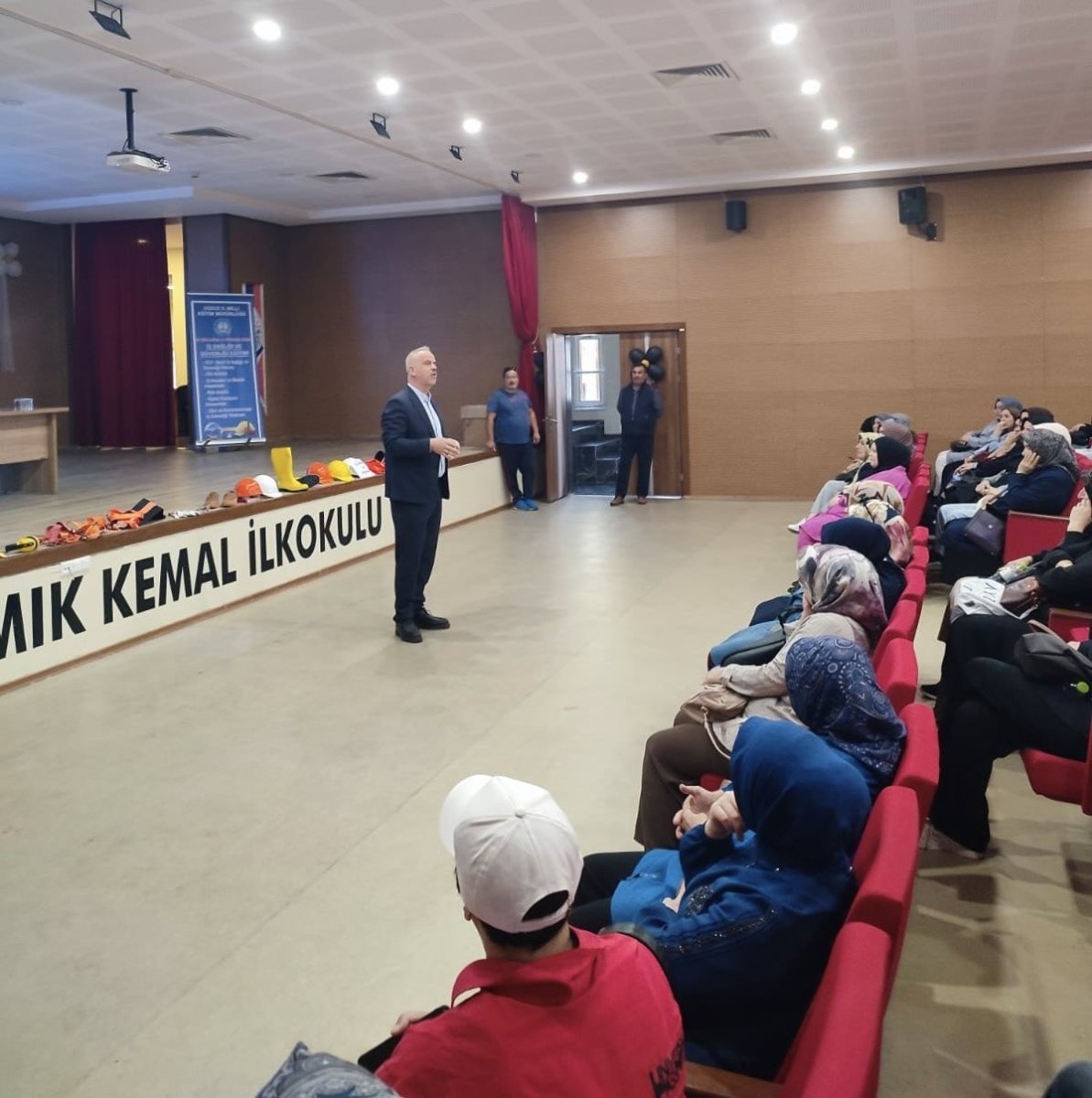 okullarda-gorev-yapacak-temizlik-personeline-egitim