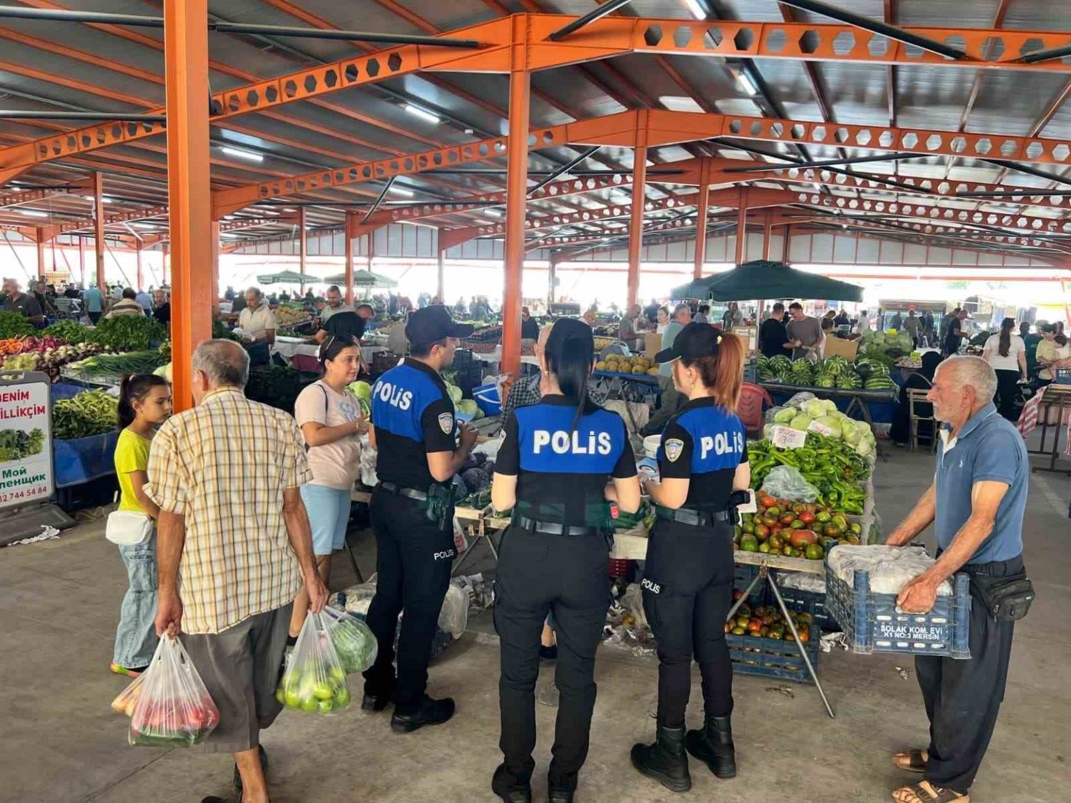 polis-vatandaslari-dolandiriciliga-karsi-uyardi