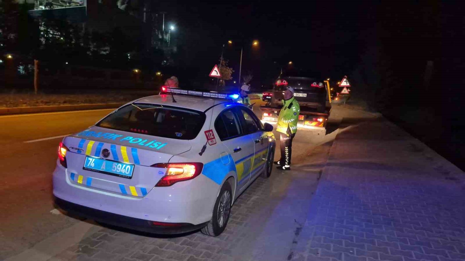 polisi-goren-kacmaya-calisti