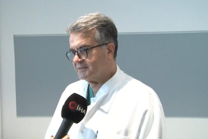 prof-dr-selim-sari-safradaki-tas-kuculdukce-ameliyat-kacinilmaz-oluyor
