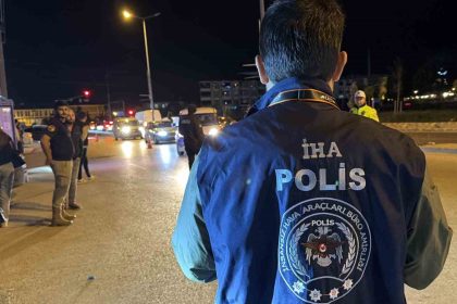 universite-bolgesinin-huzur-ve-guvenligi-icin-300-polisle-es-zamanli-denetim