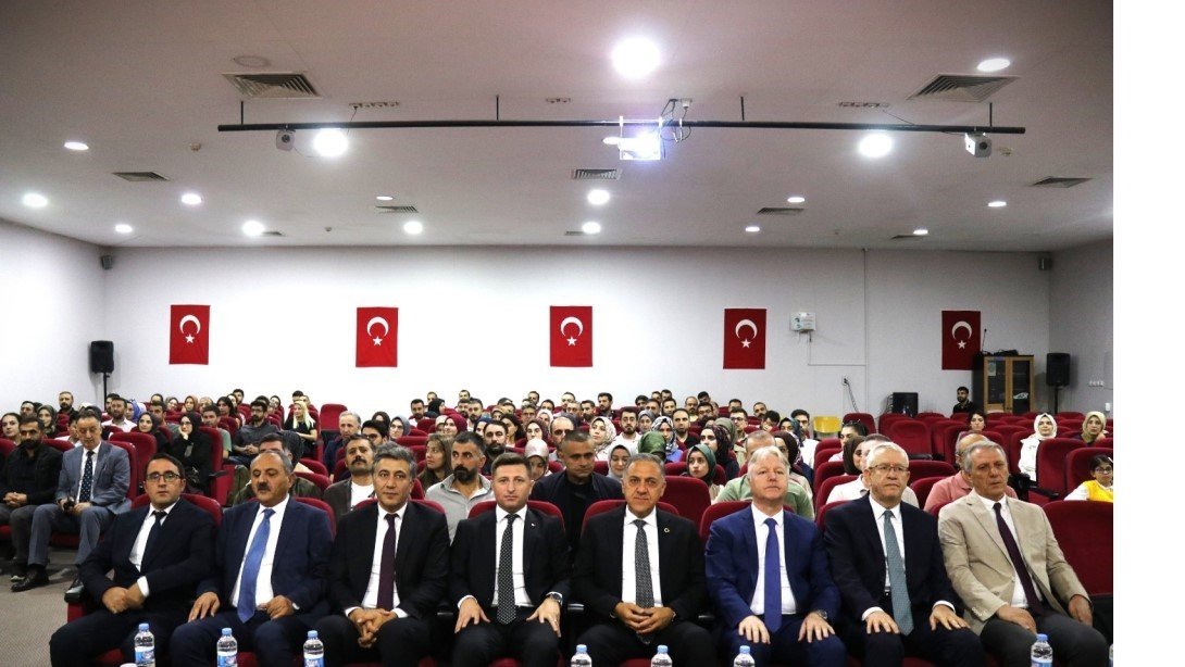 vali-usta-ogretmenlerle-bir-araya-geldi