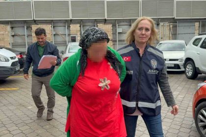 yardima-gittigi-komsusunun-evinden-200-bin-liralik-ziynet-esyasi-caldi