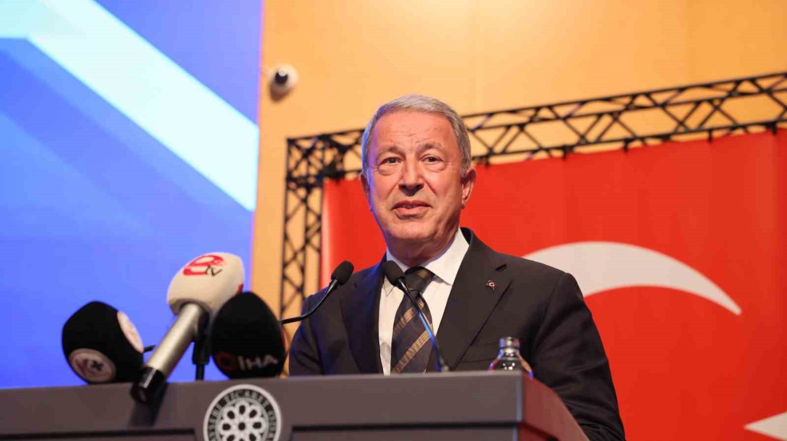 akar-en-onemli-savunma-ve-guvenlik-toplumun-birlik-ve-beraberligidir
