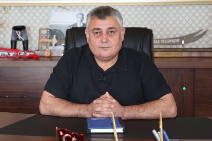 aksu-belediye-baskani-isa-yildirim-chpden-istifa-etti