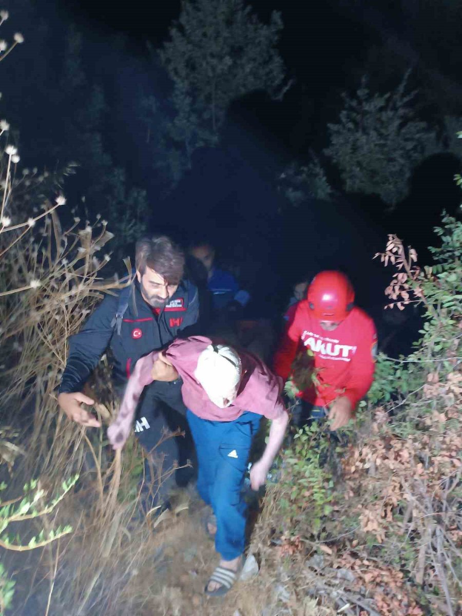 alanyada-kaybolan-alzheimer-hastasi-vatandas-ekipler-tarafindan-bulundu