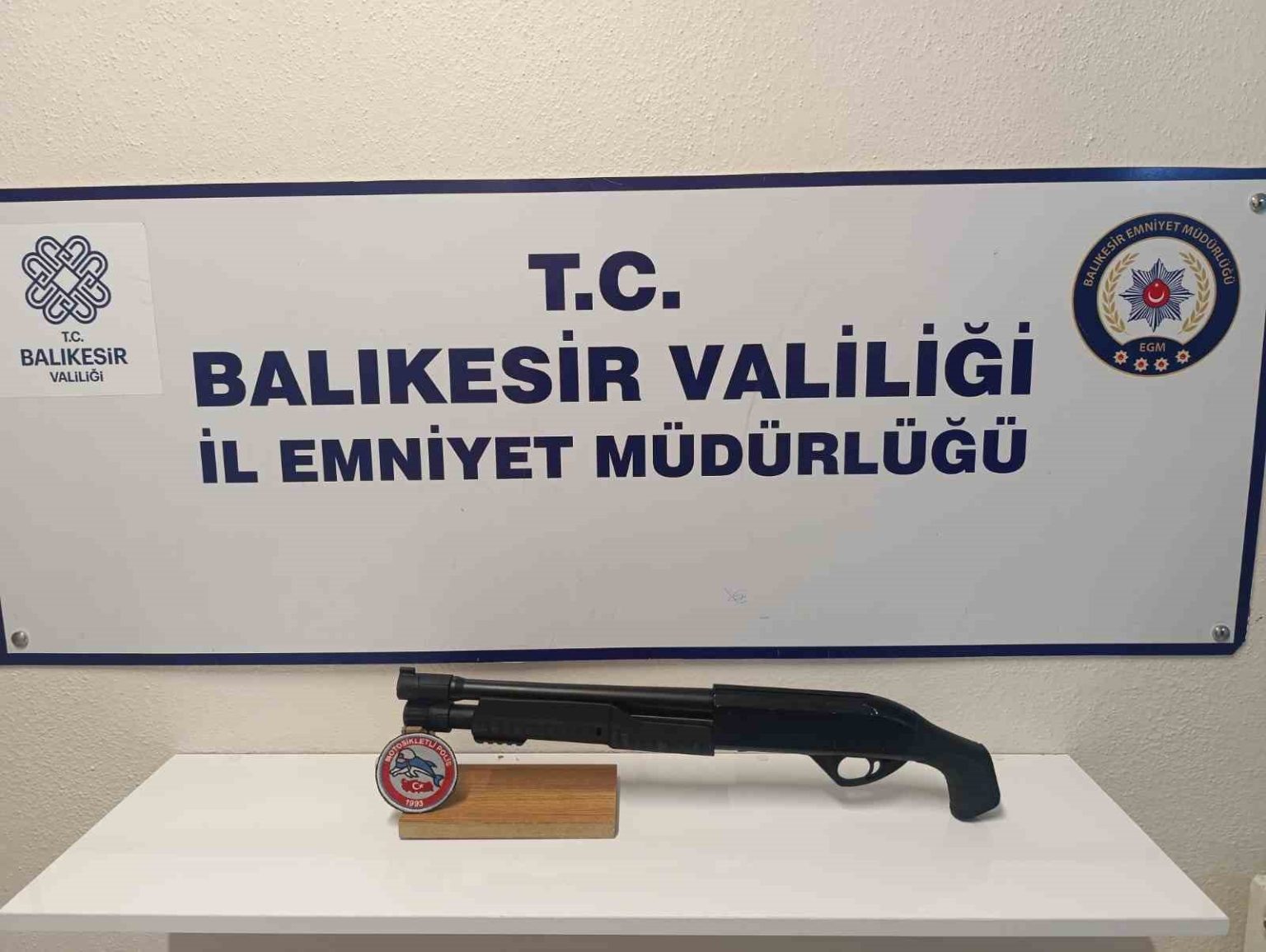 balikesir-polisinden-sok-asayis-ve-trafik-operasyonu