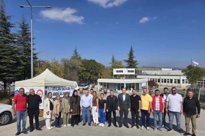 baskan-dilsiz-ve-ozdemirden-rehau-iscilerine-destek