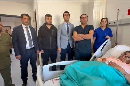deprem-sonrasi-yeniden-yapilan-nurhak-devlet-hastanesinde-ilk-ameliyat