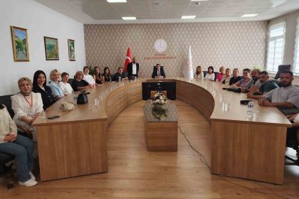 erasmus-kapsaminda-avrupadan-gelen-ogretmenler-kutahyada-agirlandi