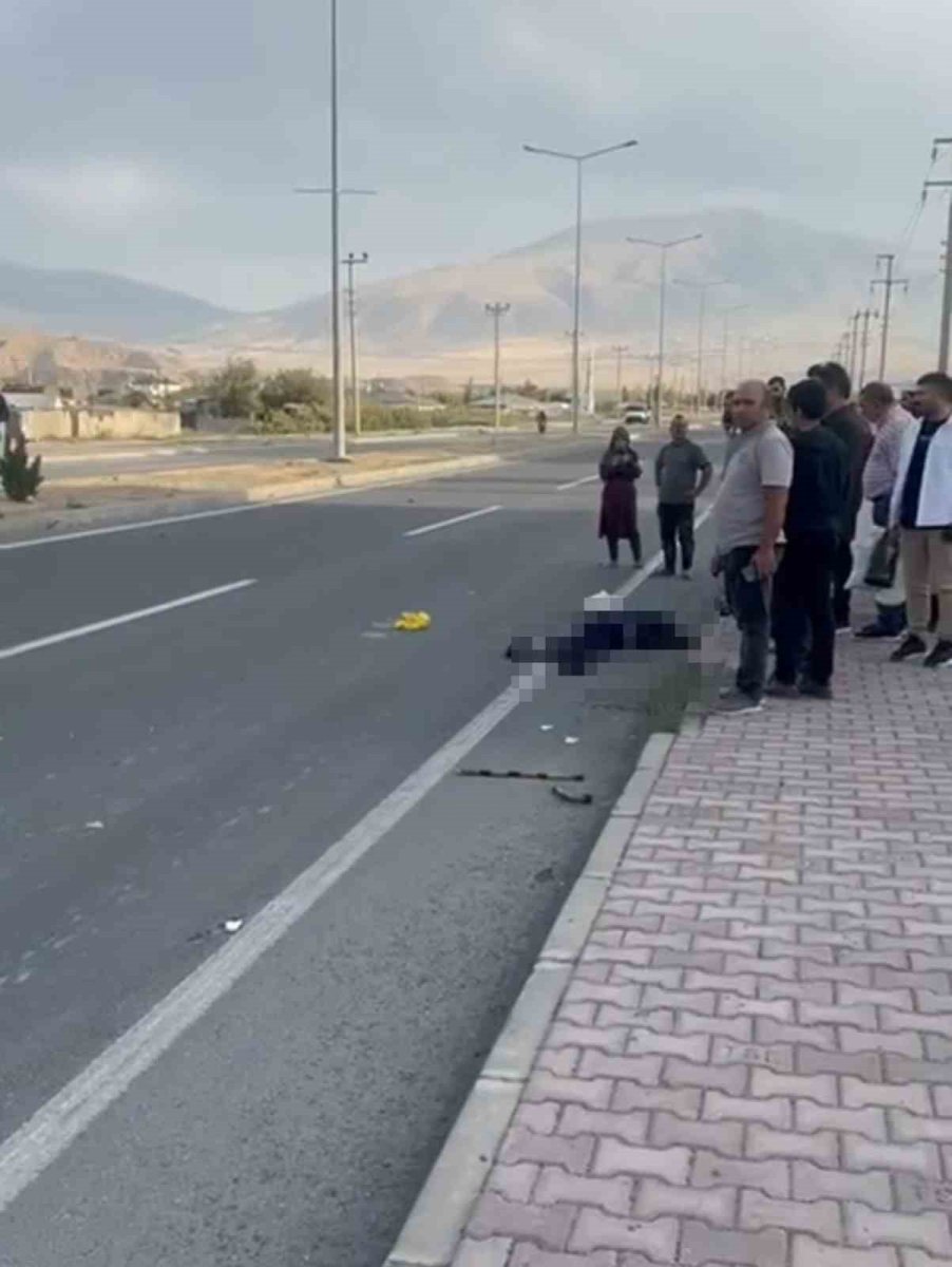 igdir-dogubayazit-yolunda-kaza-1-olu