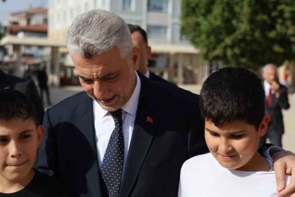 kirsehirde-38-ahilik-haftasi-bakan-bolat-esnafla-bulustu