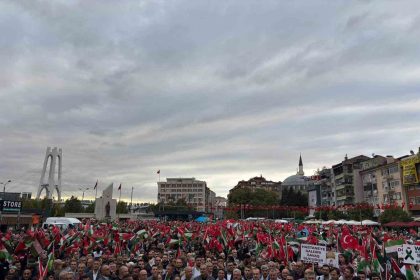 kocaelide-sumud-filosu-icin-dev-miting