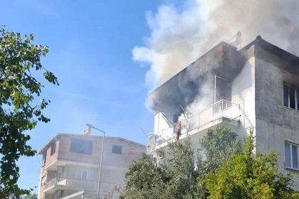 koskteki-ev-yangini-korkuttu-2-cocuk-dumandan-etkilendi