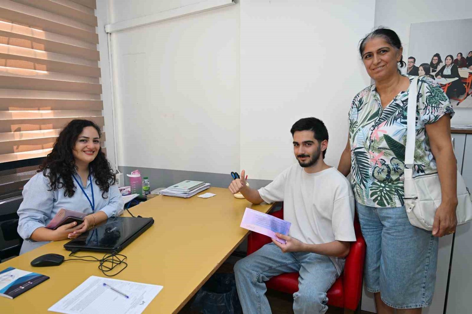 mersinde-universiteyi-kazanan-ogrencilere-geri-odemesiz-ogrenim-destegi