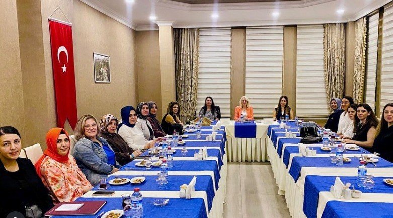 polis-esleri-dernegi-bilecik-subesinde-olaganustu-genel-kurul-gerceklestirildi