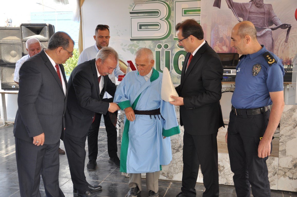 salihli-bakkallar-esnaf-odasi-ahilik-haftasini-kutladi