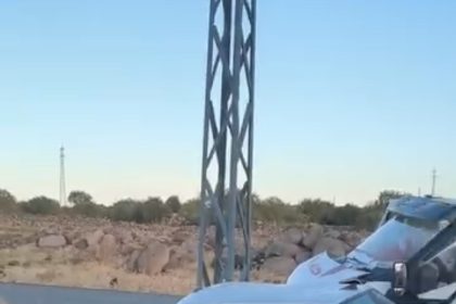 siverekte-otomobil-ile-kamyonet-carpisti-2-yarali