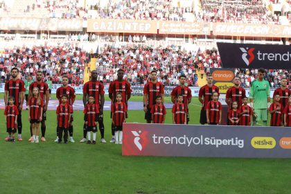 trendyol-super-lig-gaziantep-fk-0-samsunspor-2-mac-devam-ediyor