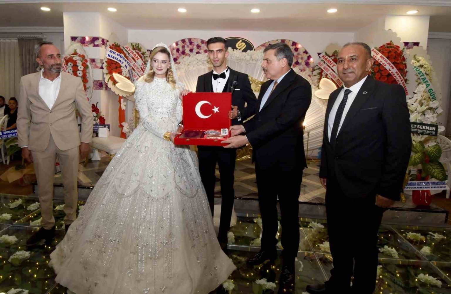 kilicogullari-ailesinin-mutlu-gunu