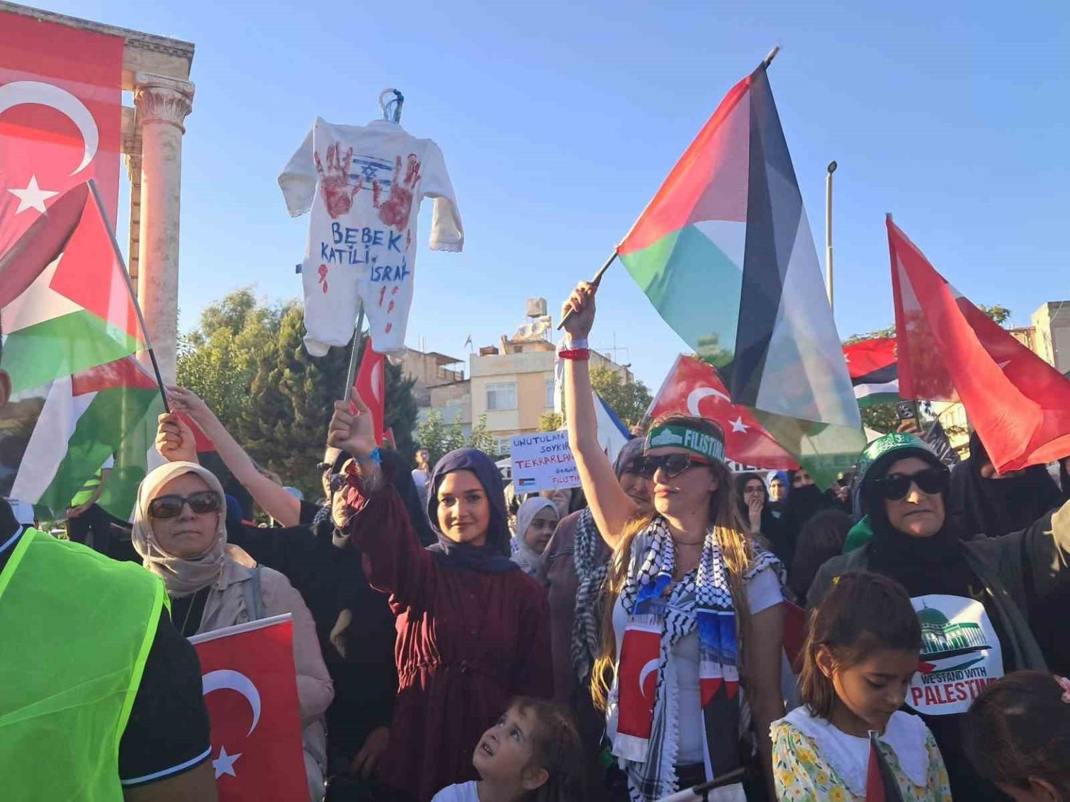 kiliste-sumud-filosu-icin-dev-miting