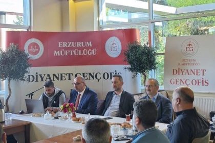 manevi-danismanlar-bir-araya-geldi
