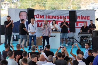 otomobil-ve-modifiye-tutkunlari-seydikemerde-bulustu