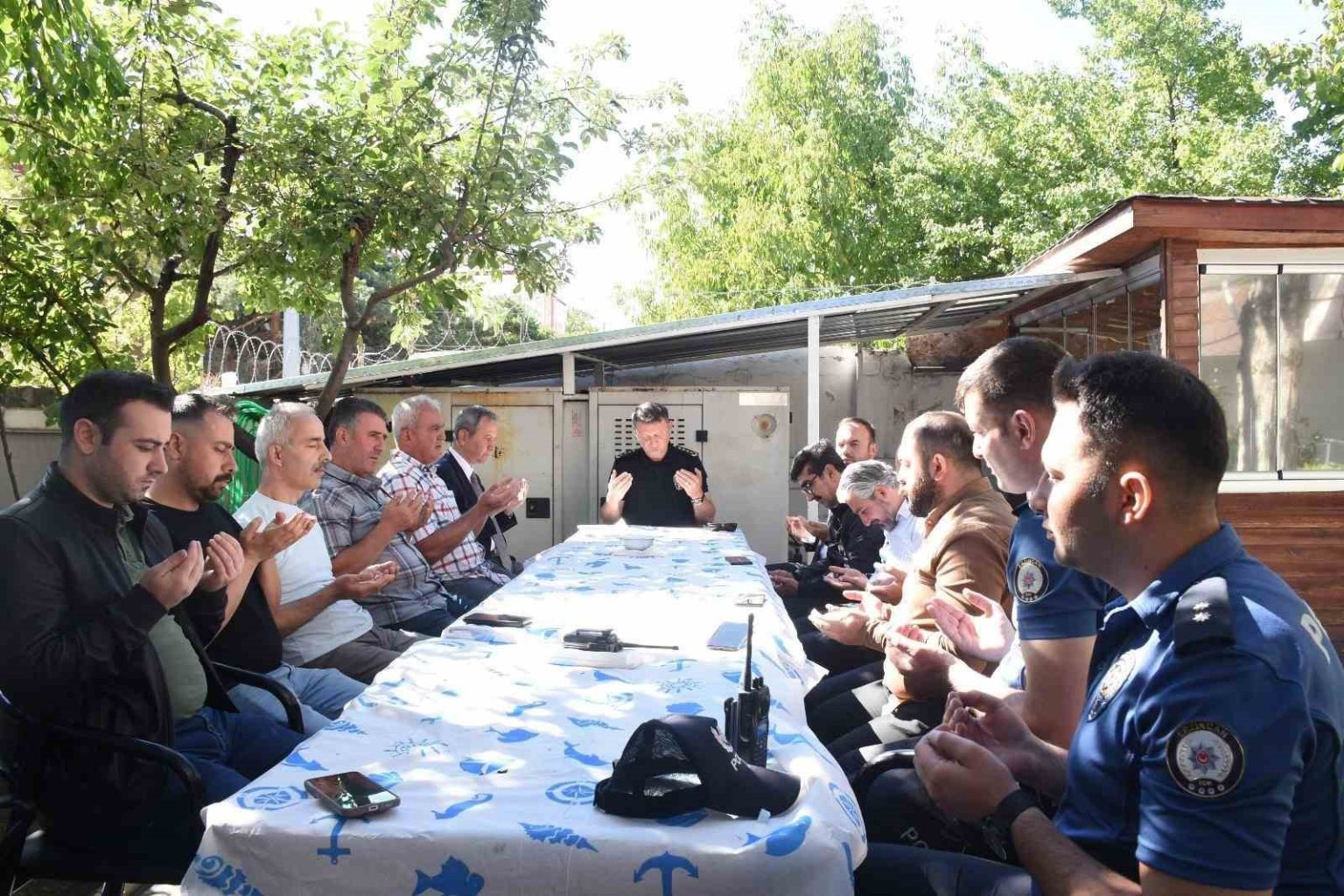 sehit-polis-isminin-verildigi-karakolda-dualarla-yad-edildi