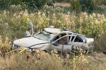 takla-atan-otomobilde-2-kisi-yaralandi