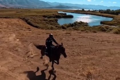 vanda-atli-jandarma-tarihi-ve-dogal-alanlarda-devriyede