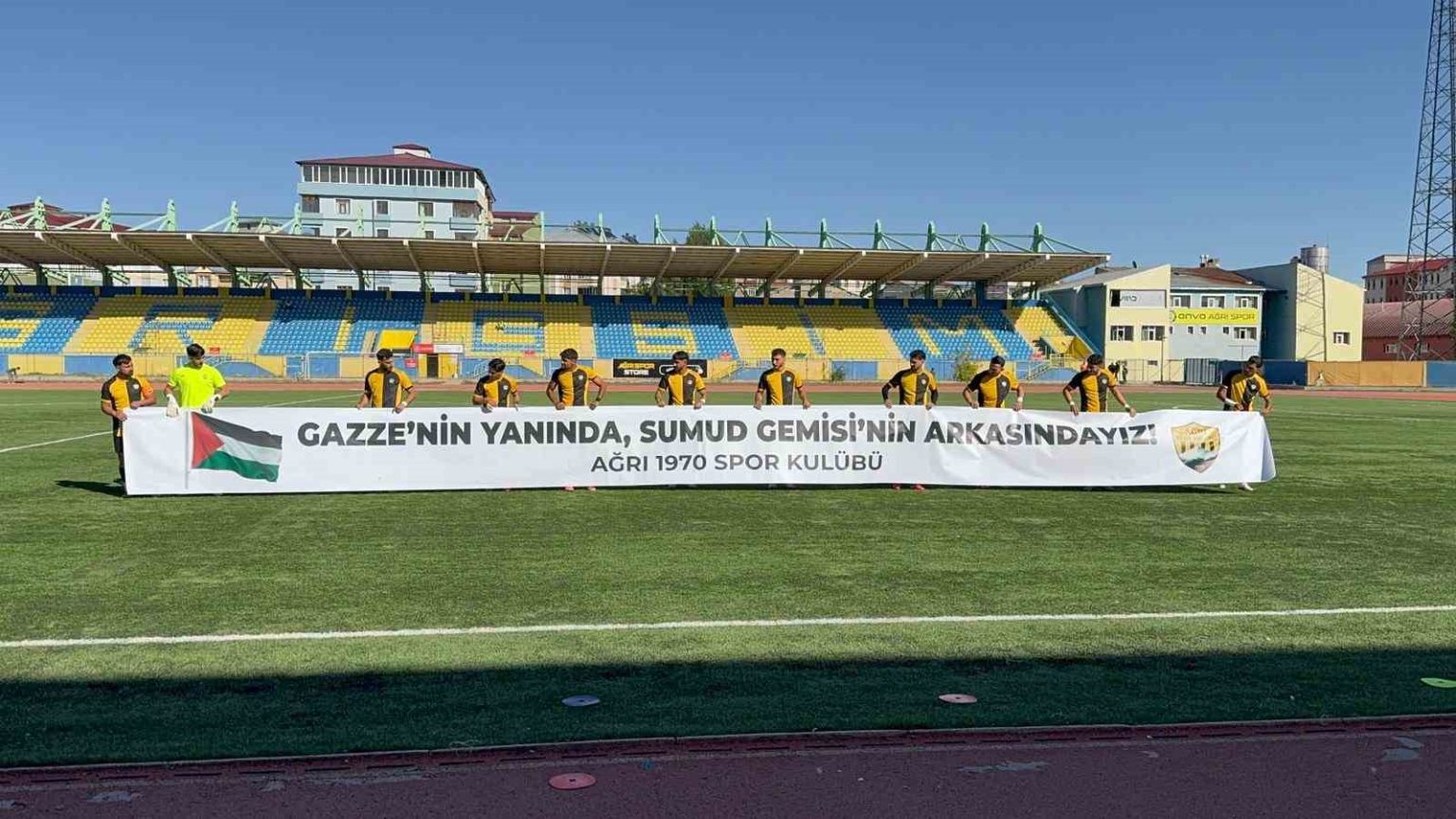 agri-1970-spordan-filistine-destek-pankarti