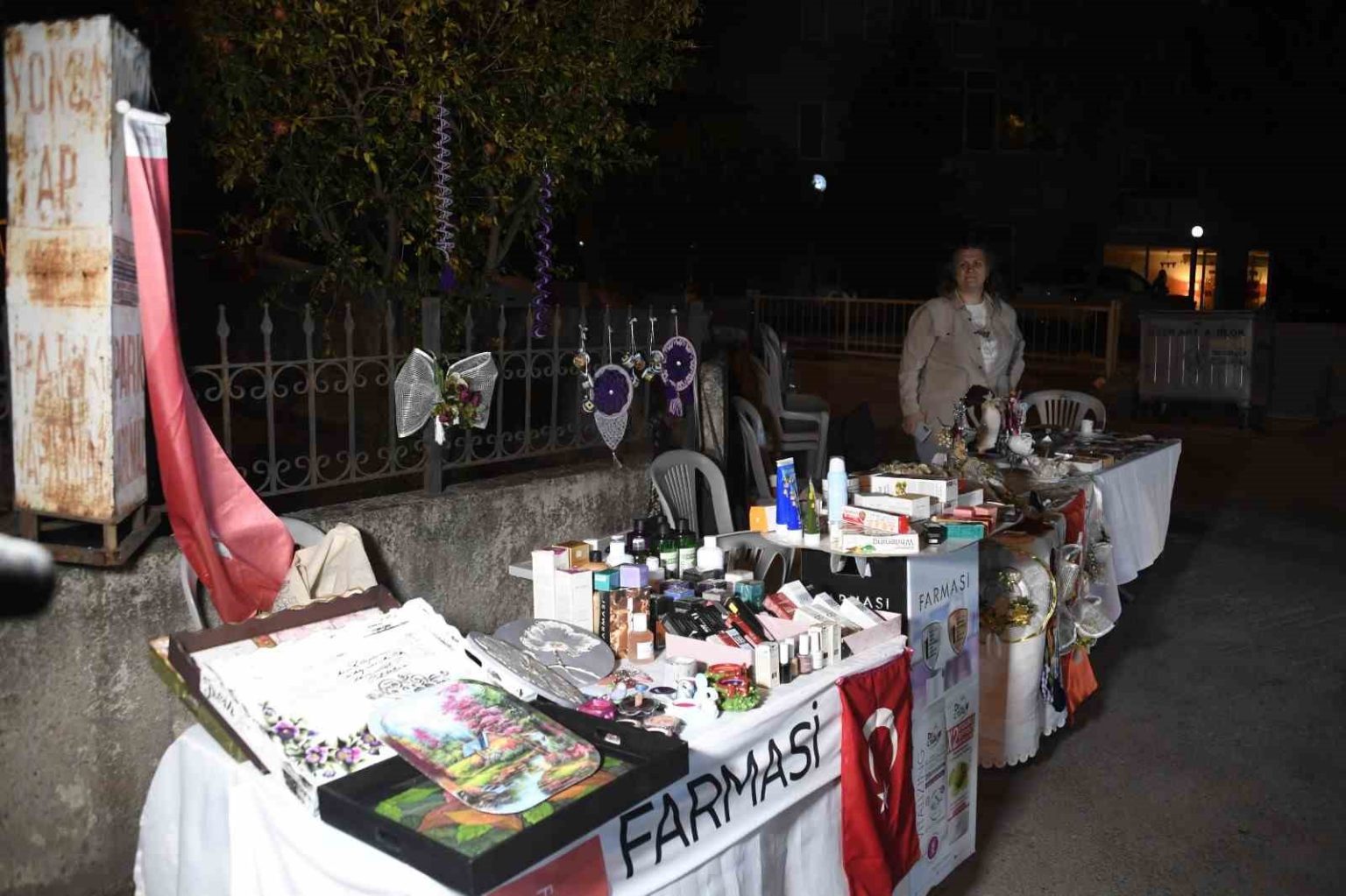 bu-sokakta-eglence-ve-alisveris-bir-arada