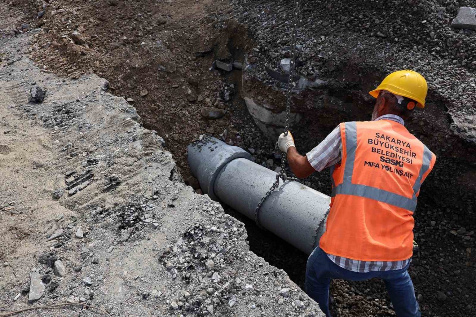 cukurahmediyenin-yagmur-ve-atik-sulari-yeni-hat-sayesinde-guvenle-tasinacak