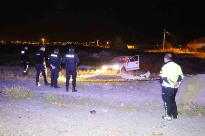 ehliyetsiz-ve-alkollu-otomobil-surucusu-takla-atarak-bos-araziye-girdi-1-olu-1-yarali