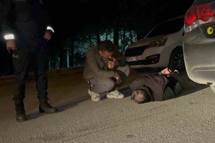 eskisehirde-ilginc-olay-3-supheli-yakalandi-1-yarali-ortada-yok