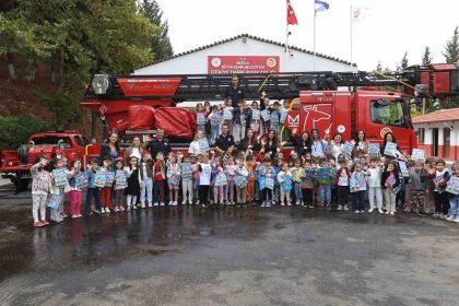 itfaiye-haftasinda-kucuk-kahramanlar-sahada