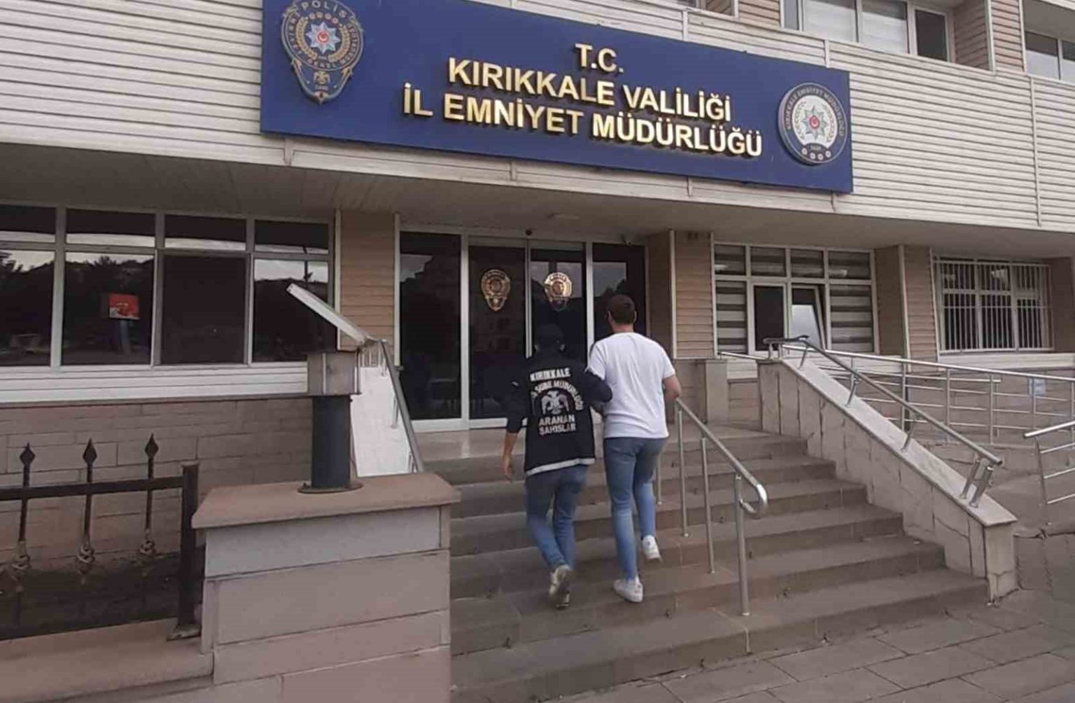 kirikkalede-14-yil-7-ay-hapis-cezasi-bulunan-firari-hukumlu-yakalandi